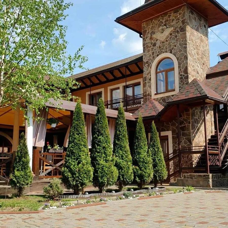 Minihotel Zolotoe Runo Ploskoye Luaran gambar