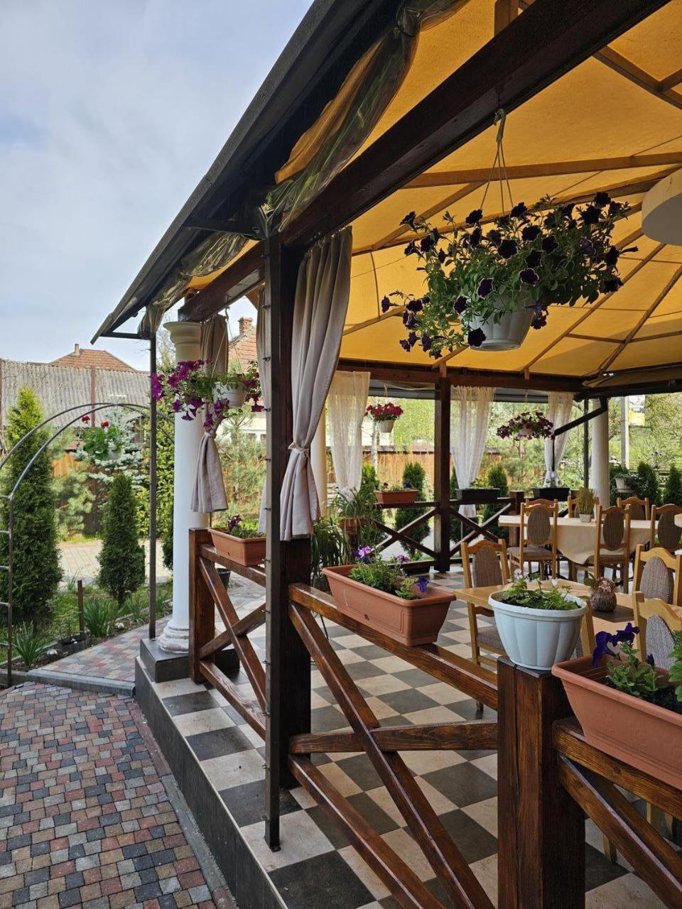 Minihotel Zolotoe Runo Ploskoye Luaran gambar