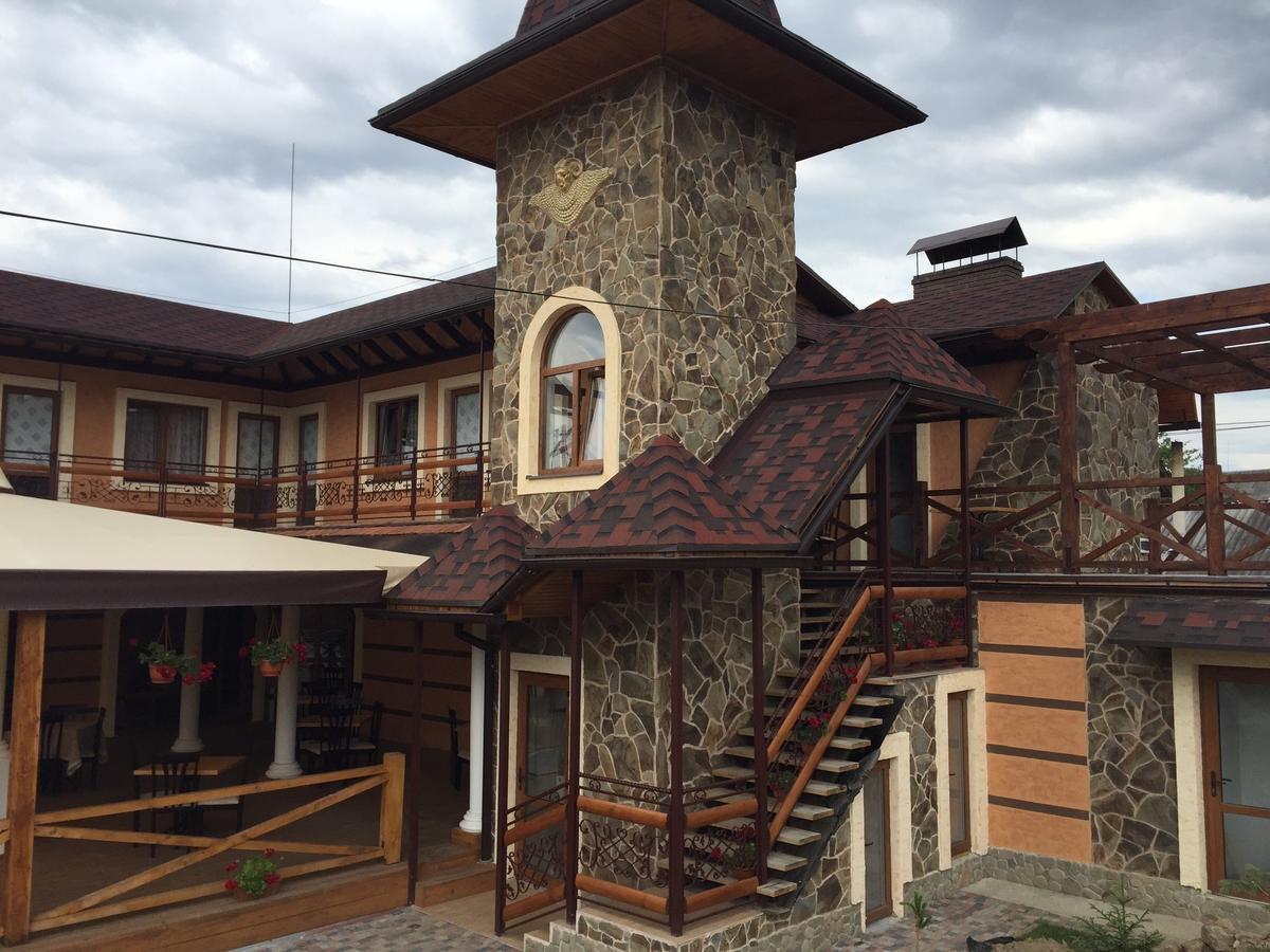 Minihotel Zolotoe Runo Ploskoye Luaran gambar